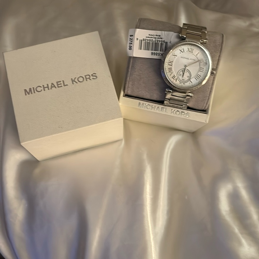 NWT Women’s Michael Kors watch.